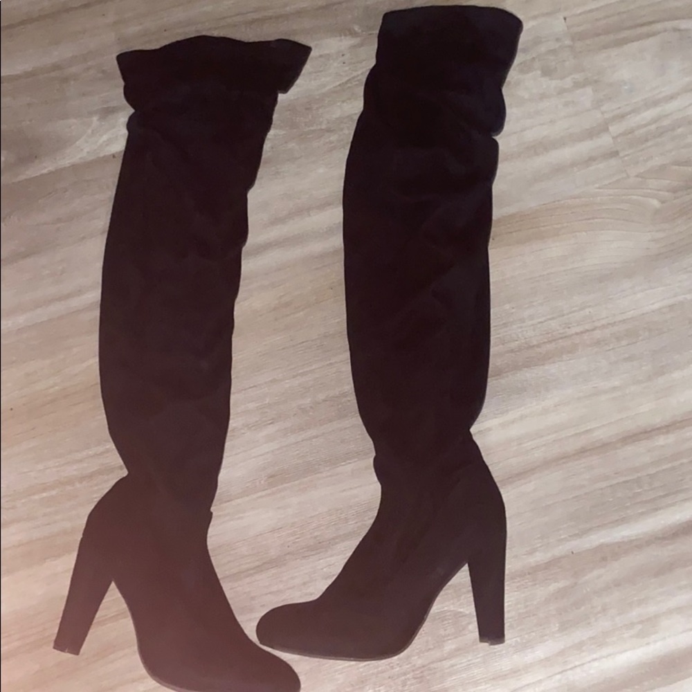 Black boots
